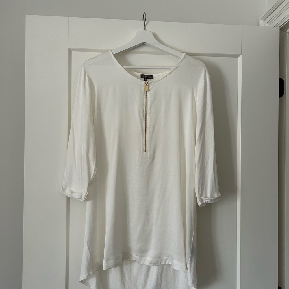 Vince Camuto White Tunic Top
